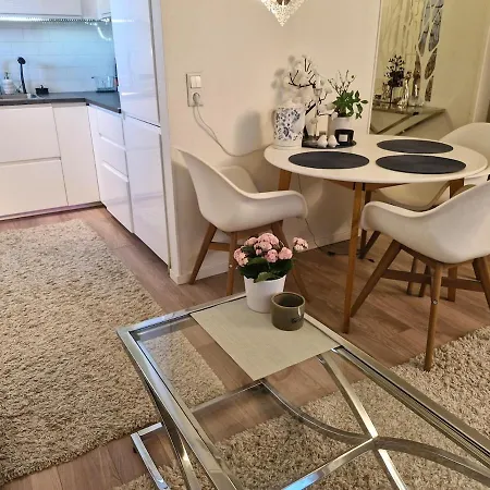 Modern 3-min Walk To Station Daire *